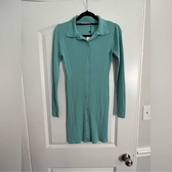 Zara Ribbed Knit Polo dress - Picture 3 of 9